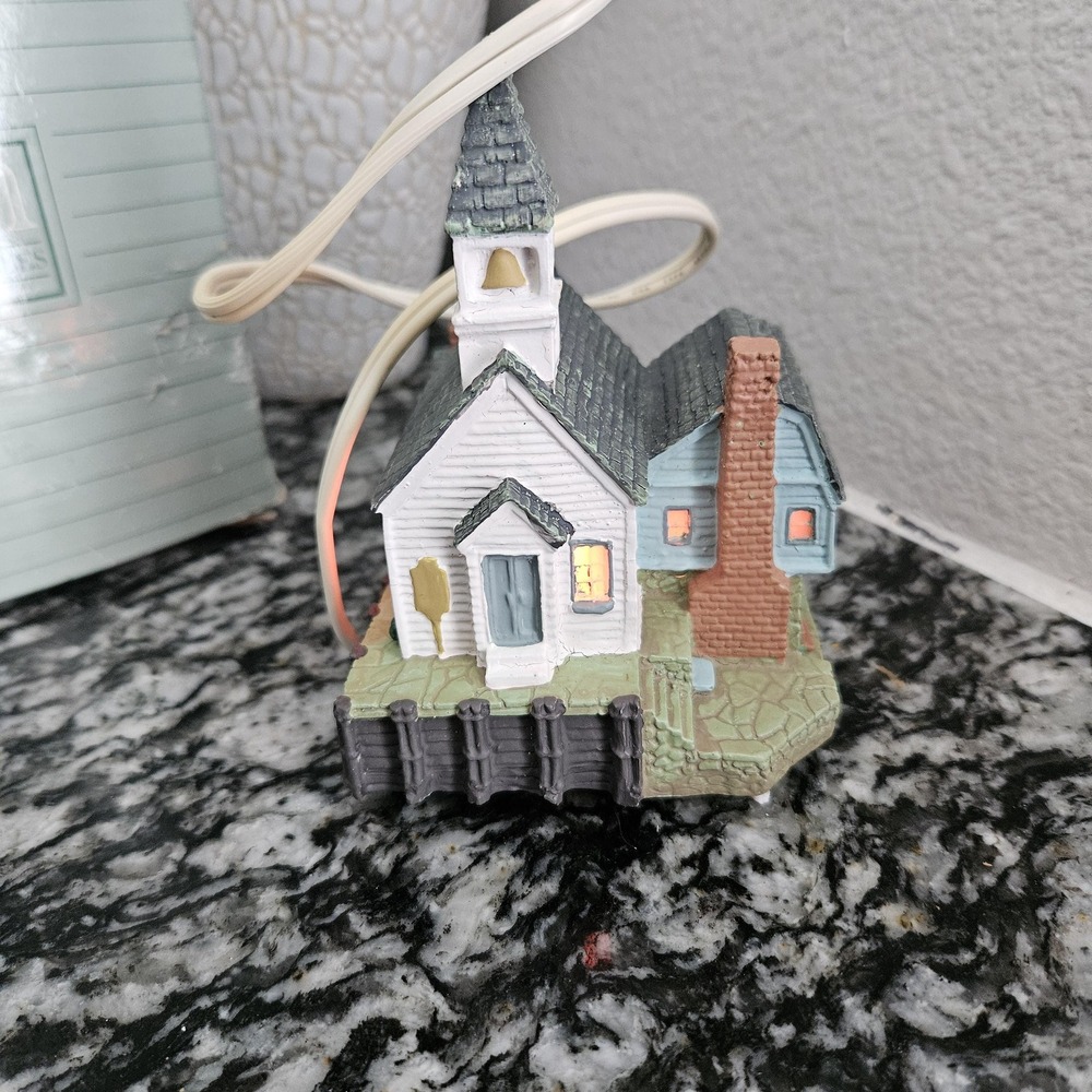 Vintage Avon Ceramic Church, 1989 Light-Up Village‎ Decor